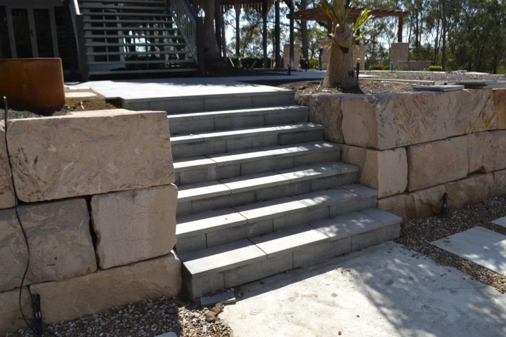 retaing wall builders Brisbane, Gold Coast, Sunshine Coast And Northern NSW